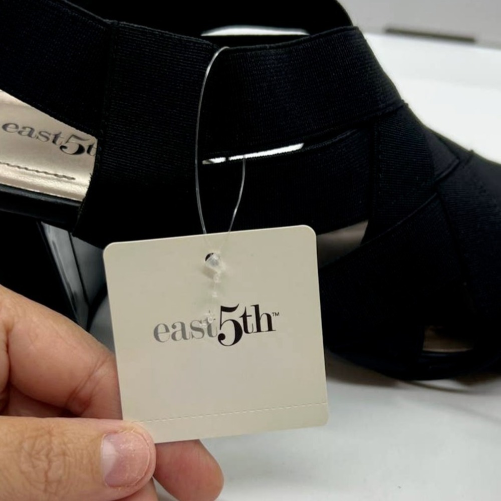 NWT East 5th Needmore Black Size 8M Slip On Block Heel Peep Toe Sandals - Picture 10 of 11